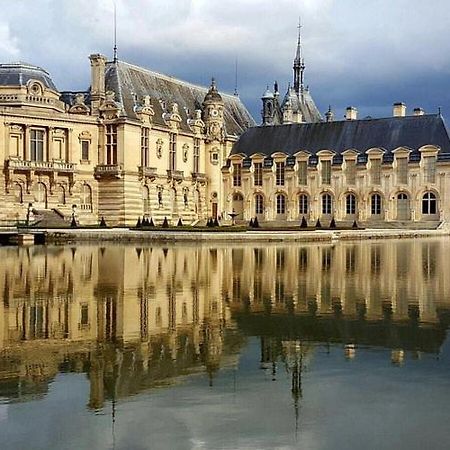 Petit Cocon Proche Gare Et Commerces Chantilly Eksteriør billede